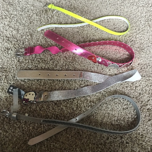 📍SALE📍4 kids belts