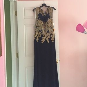 ****BRAND NEW**** Prom Dress