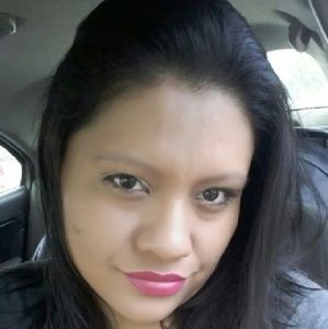 Meet your Posher, Nora