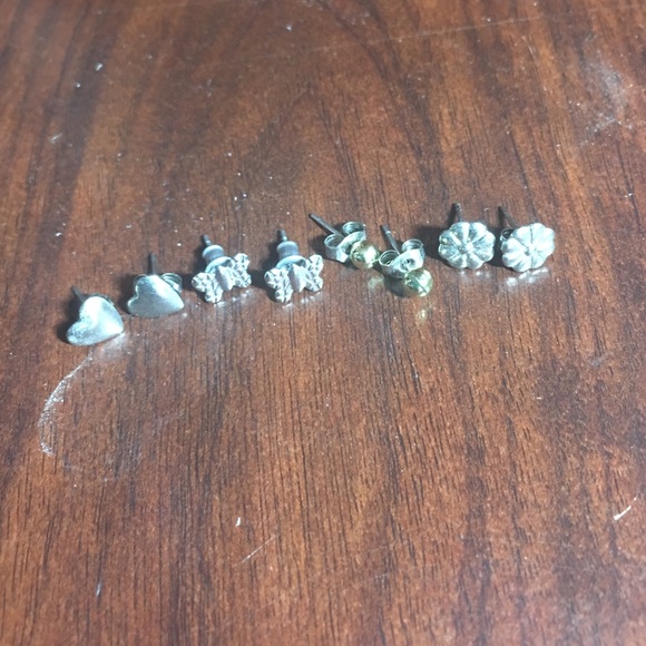 Cute set of four pairs of earrings