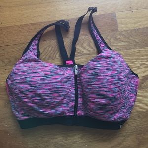 Victoria's Secret sports bra. LIKE NEW!