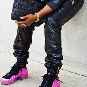 Meet your Posher, Carol