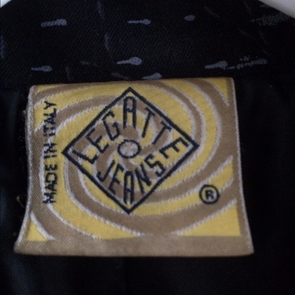 Jacket - Picture 3 of 4