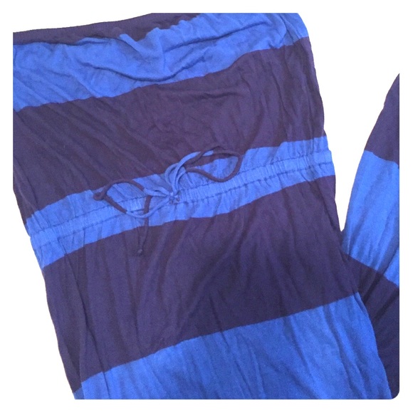 Super comfy Old Navy blue strapless maxi