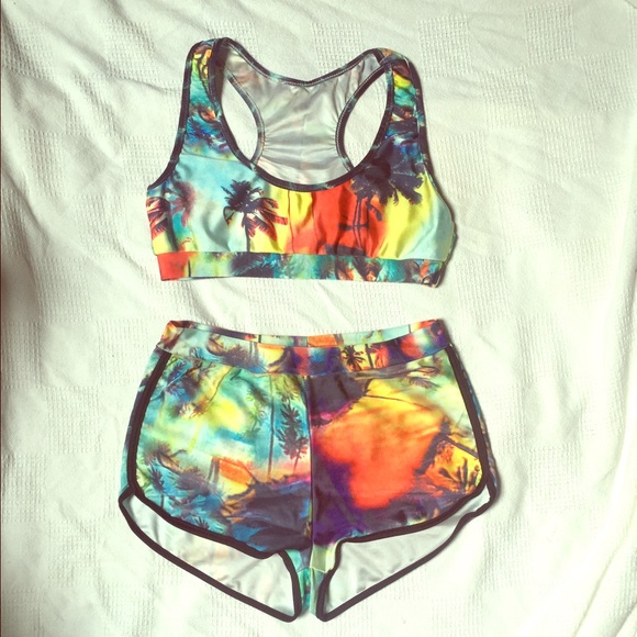 Rainbow Tropical Bikini - NWOT - Jrs M - Picture 2 of 4