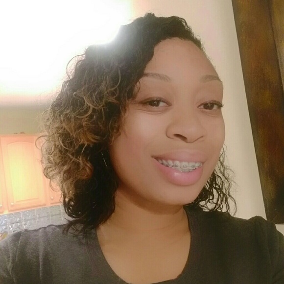 Meet your Posher, Shaunie - Picture 6 of 6