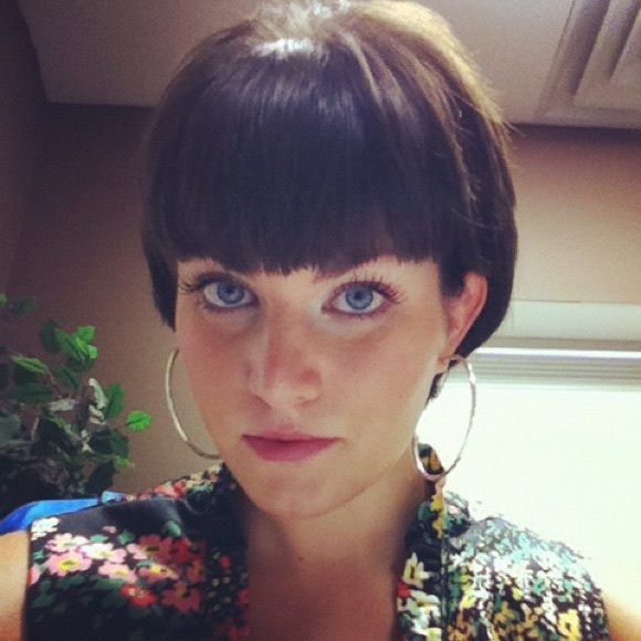 Meet your Posher, Lauren - Picture 4 of 4