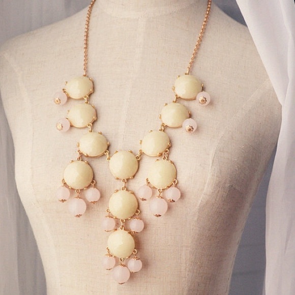 Cream Bubble Necklace