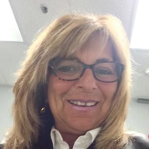 Meet your Posher, Roseann