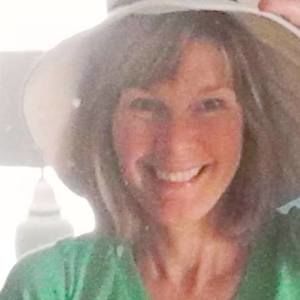 Meet your Posher, Joanie