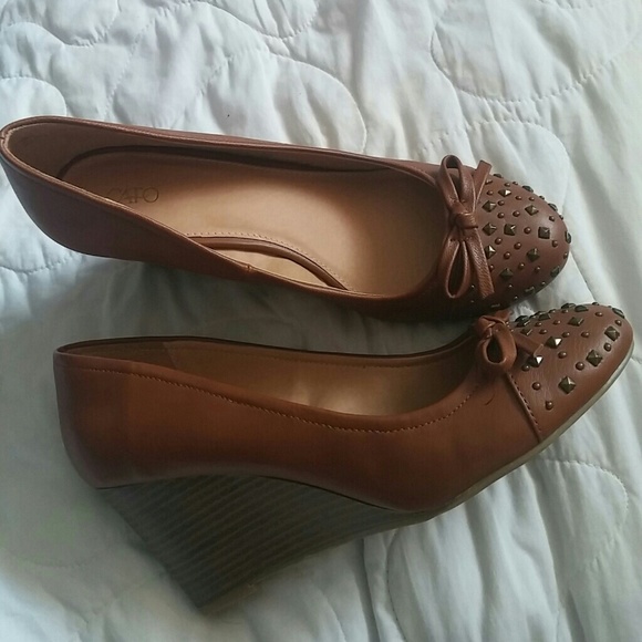 NWOT Cato women's wedge