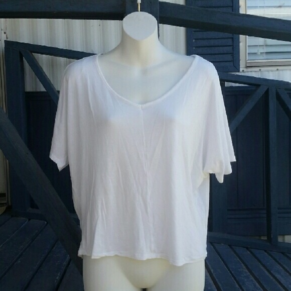 NWOT white bat winged blouse