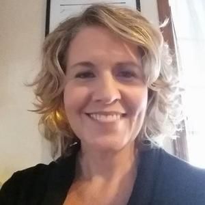 Meet your Posher, Carrie