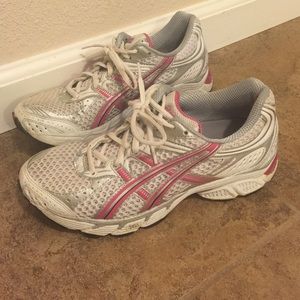 Women's Asics Shoes