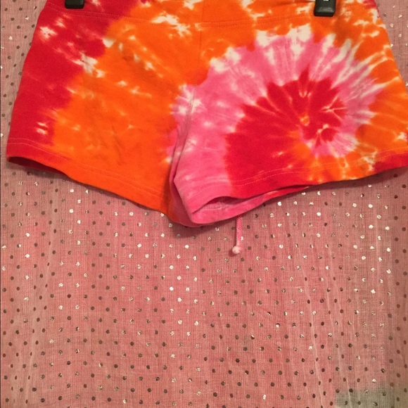 Shorts - Picture 2 of 2