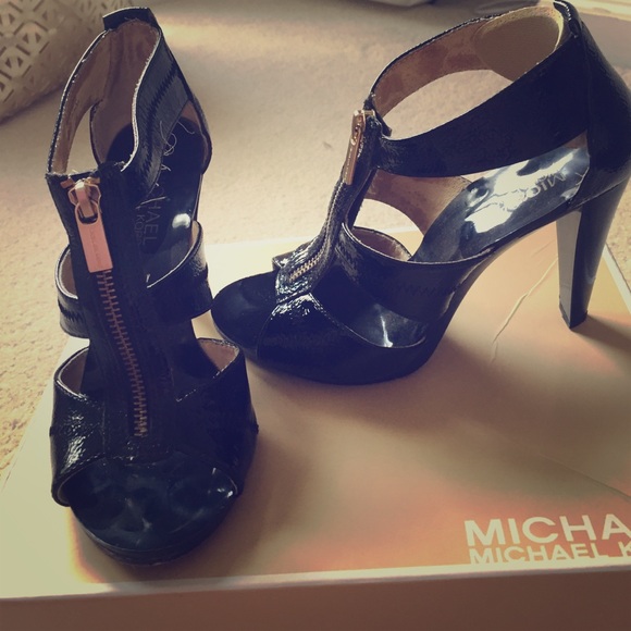 Michael Kors black patten leather zip up heels