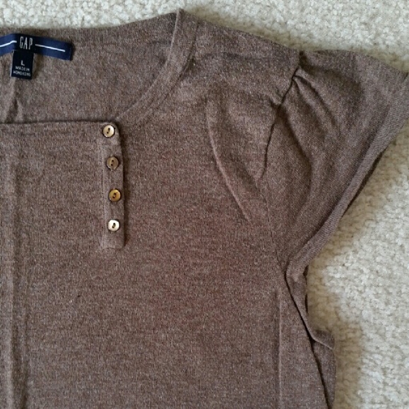GAP light weight sweater