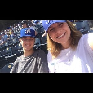 Meet your Posher, Chelsie