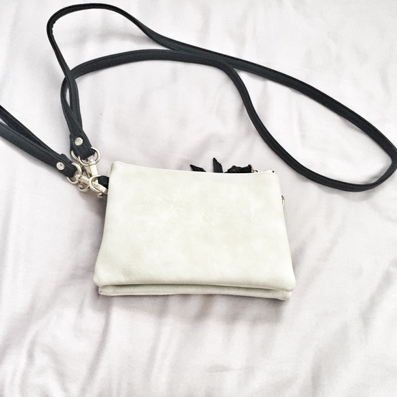 Small purse - Picture 2 of 3