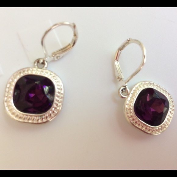 Jewelry - Earrings