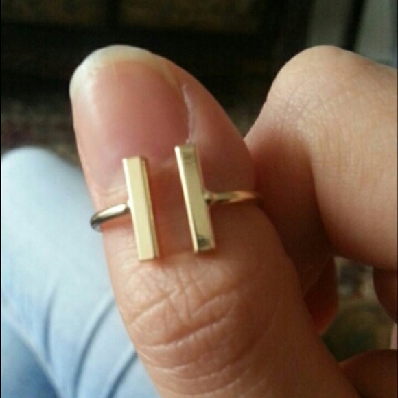 Double bar 18k gold plated adjustable modern ring - Picture 2 of 3
