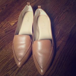 424 Fifth flats worn once