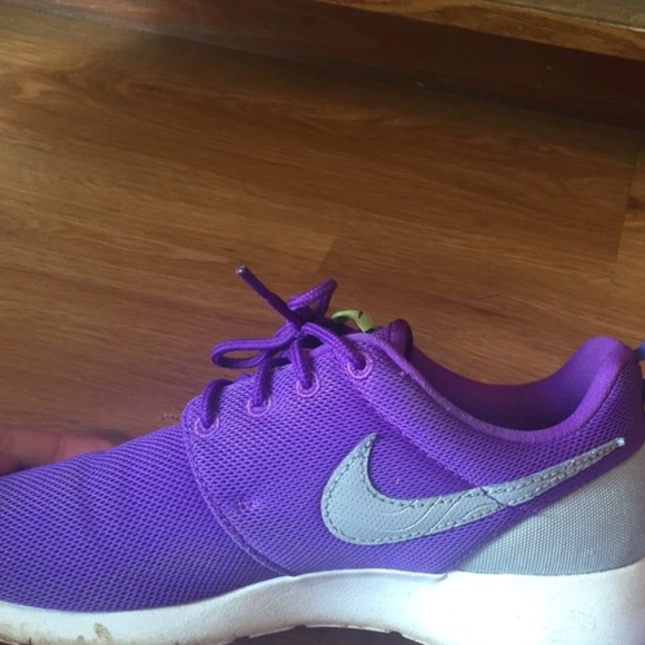 nike roshes