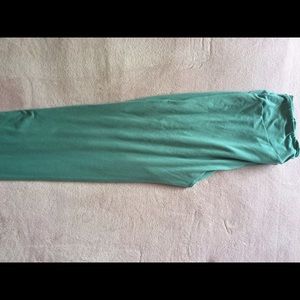 Lularoe tall and curvy leggings