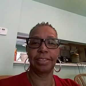 Meet your Posher, Pamela