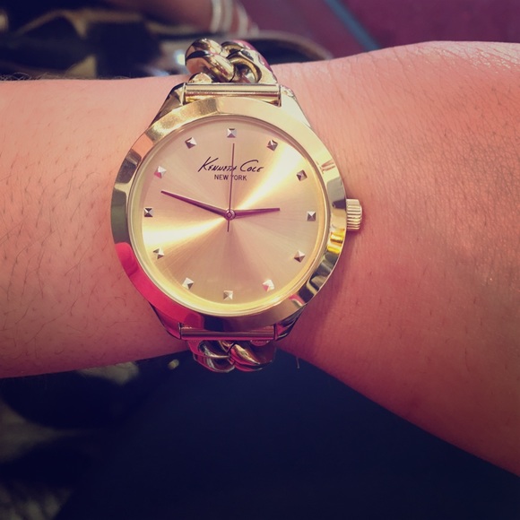 Brand new Kenneth Cole bracelet watch