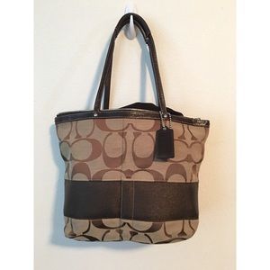Coach medium tote bag
