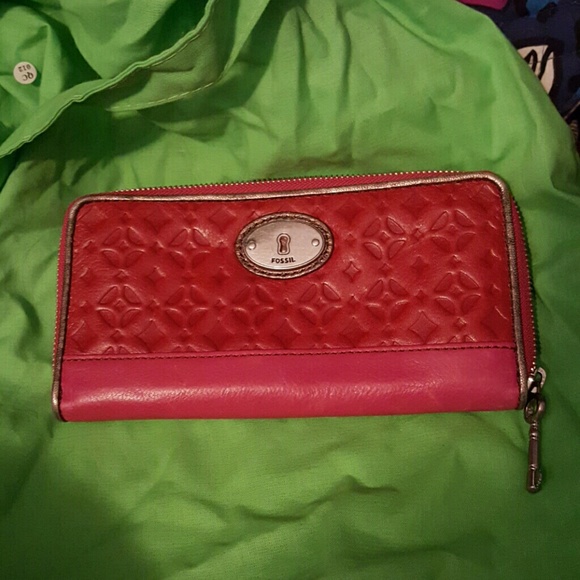 Red and pink leather fossil wallet