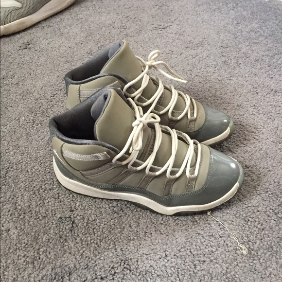Cool greay Jordan's 11s