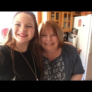 Meet your Posher, Sierra