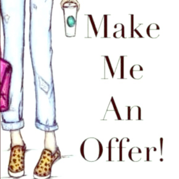 Make an offer!!!' Everything must go!!!! 💋💋💋