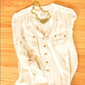 MOVING SALE! Odille/Anthro silky cream blouse