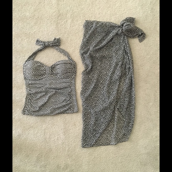 Tommy Bahama Other - Tommy Bahama halter tankini and matching sarong