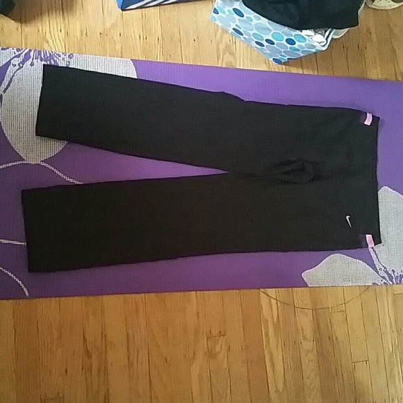 Nike fit dry medium flare pant