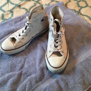 White converse all-star