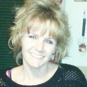 Meet your Posher, Kelli