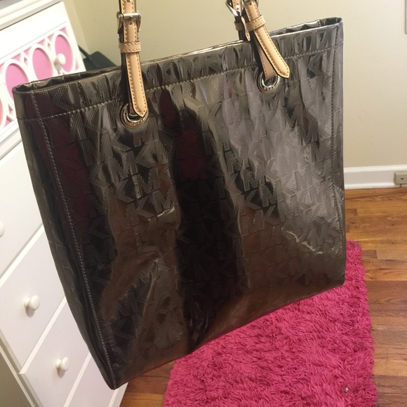 Mk tote