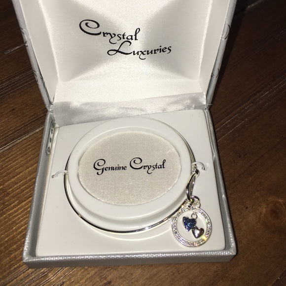 Crystal luxuries crystal heart bracelet!