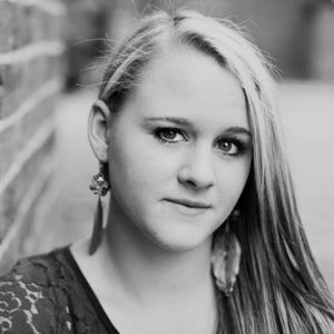 Meet your Posher, Casey