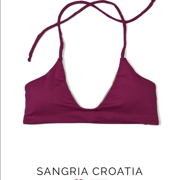 LOOKING FOR SANGRIA OR MINT CROATIA SIZE SMALL