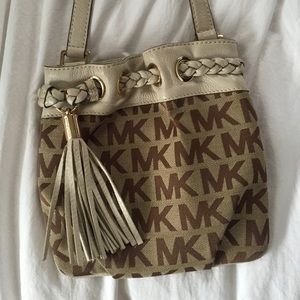 Michael Kors cross body purse