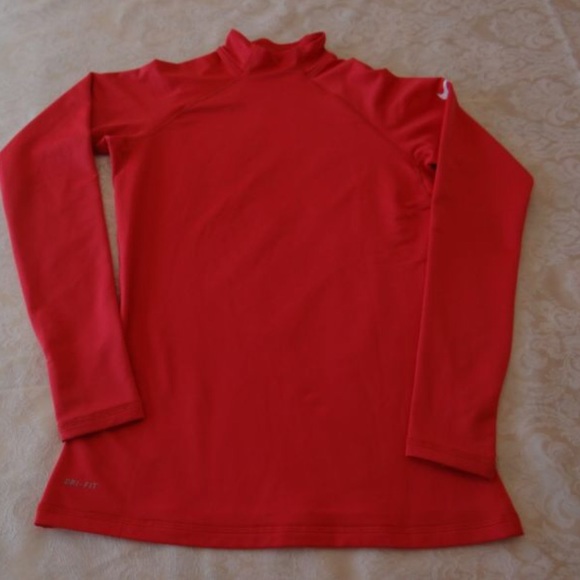 Nike Pro Pullover Infinity Long Sleeve Fuchsia - Picture 1 of 4