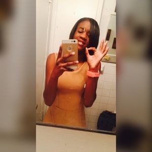 Meet your Posher, Sandra