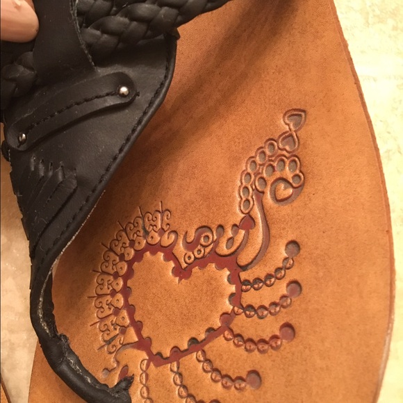 Sandals - Picture 3 of 4