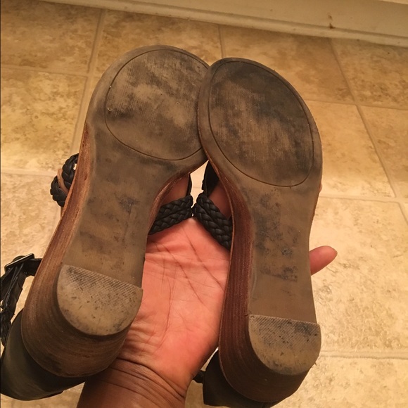 Sandals - Picture 4 of 4