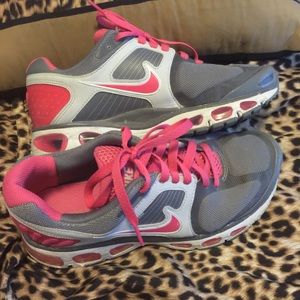 🎉👀Nike running shoes